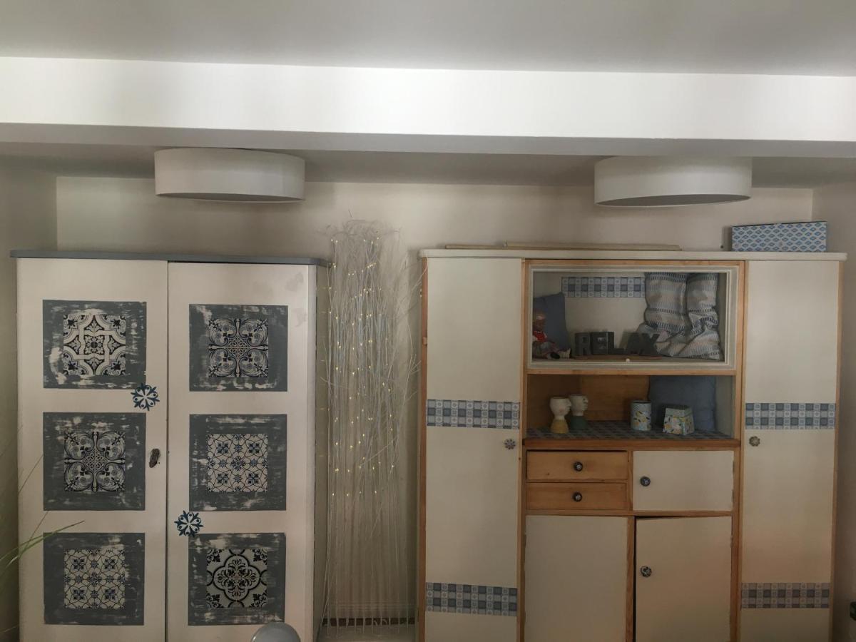 Wohlfuehl Appartments Felsberg Ngoại thất bức ảnh